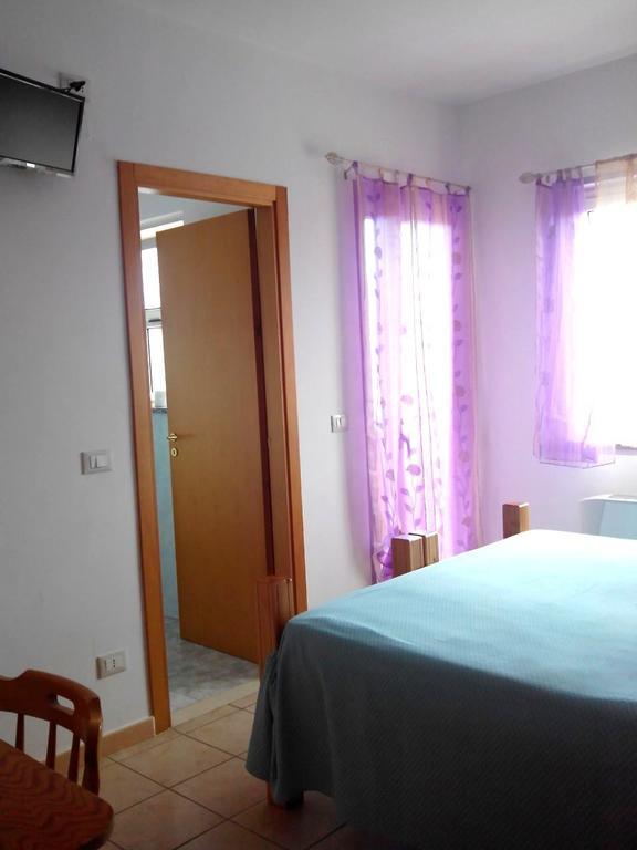 Hotel Celestina Вилапиана Стая снимка